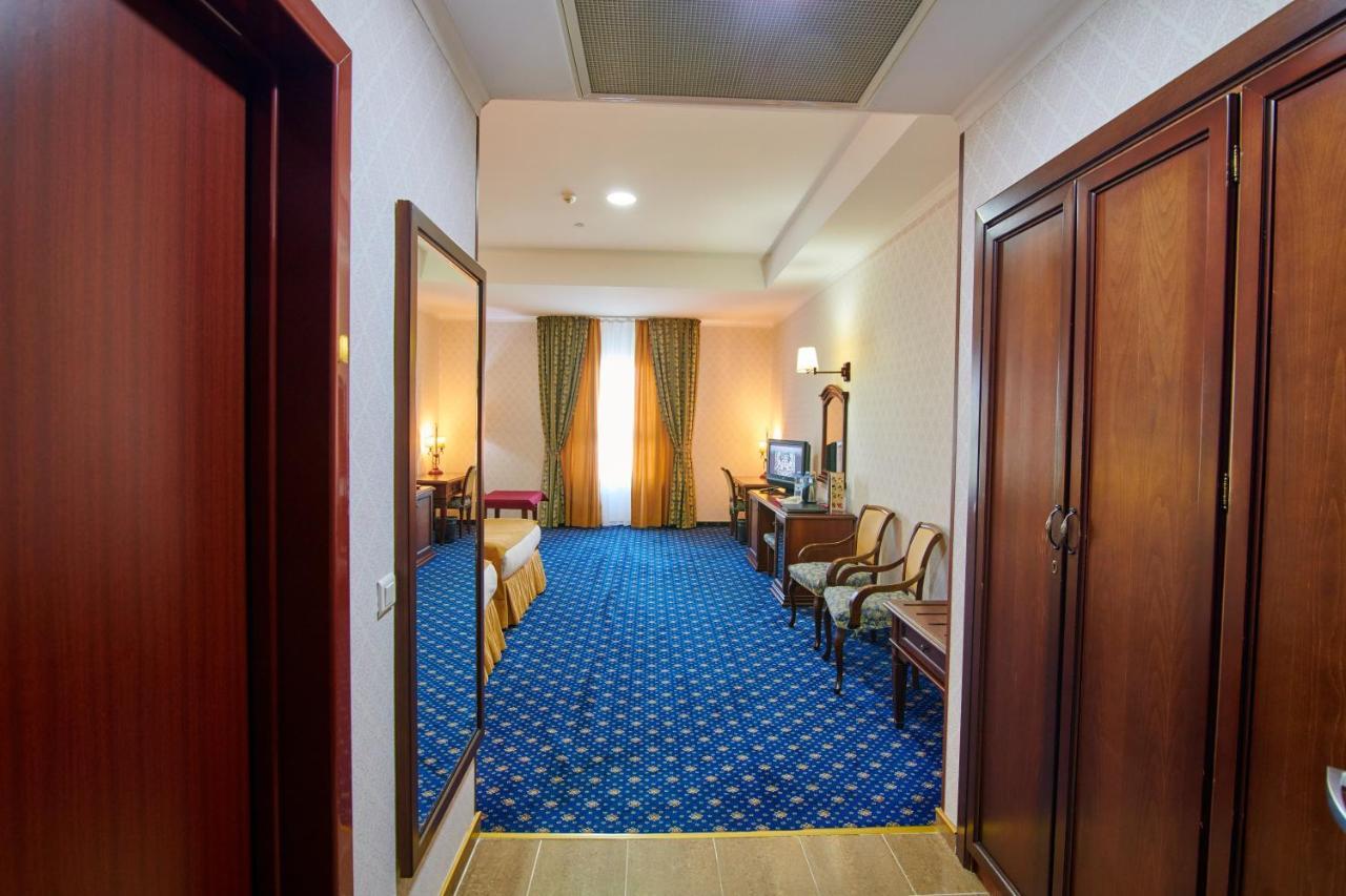 Grand Hotel Victory Aktau  Exterior foto