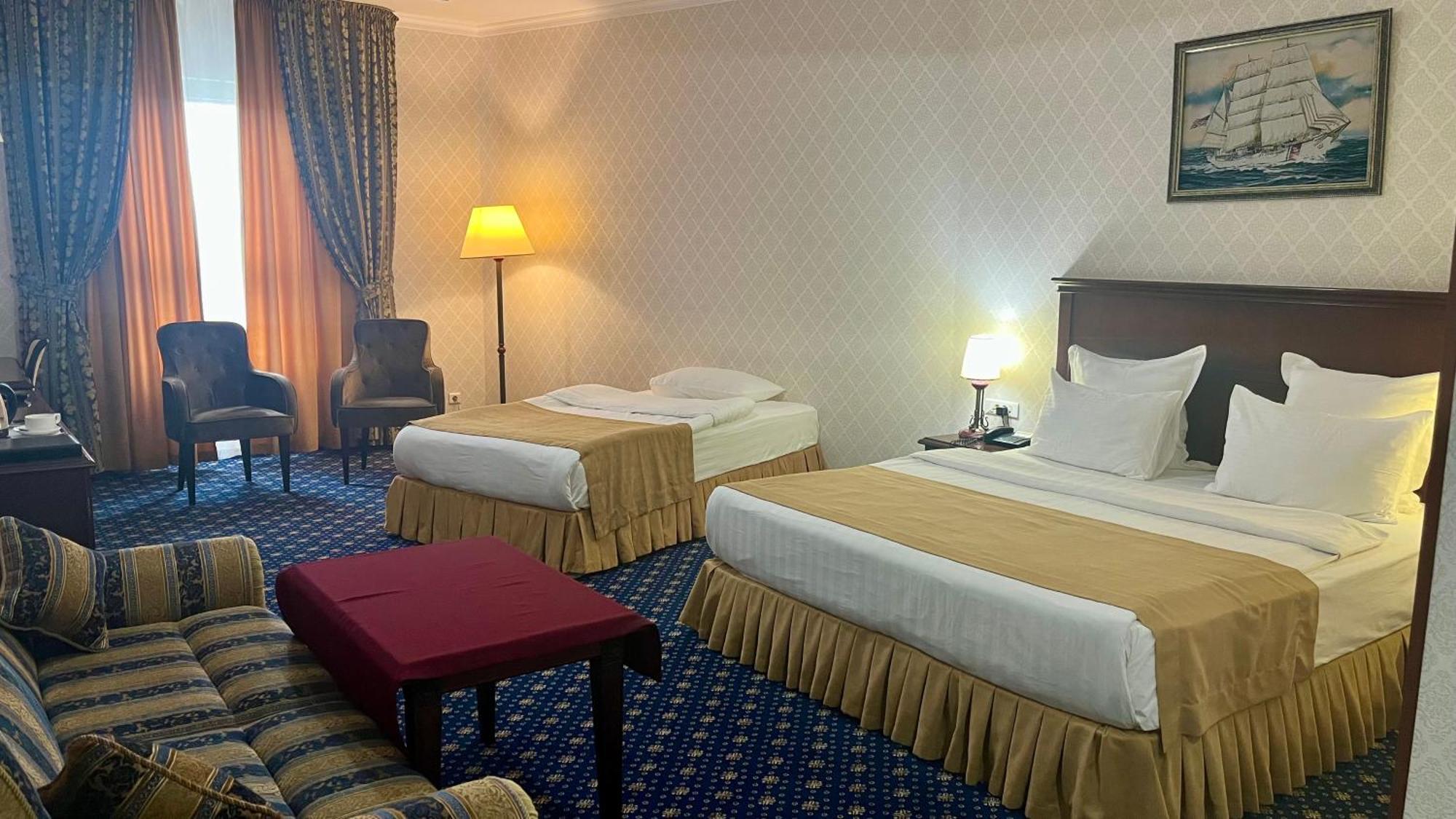 Grand Hotel Victory Aktau  Exterior foto